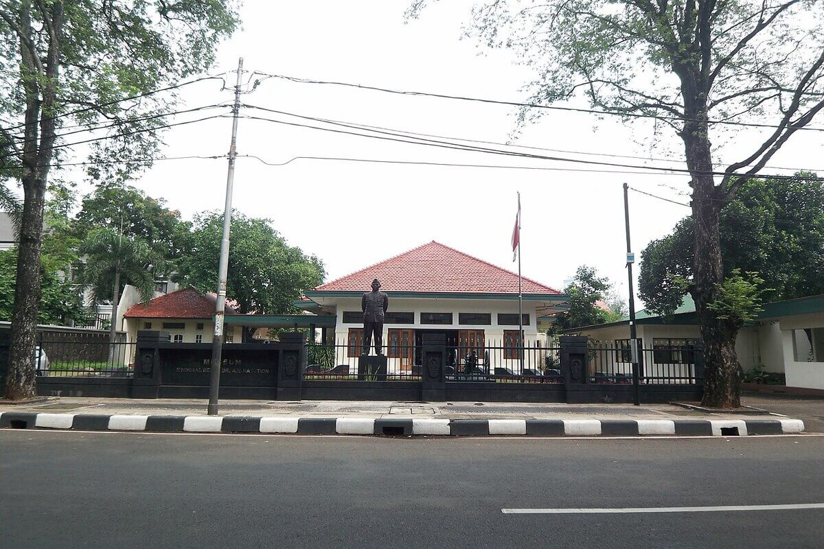 Gedung Museum Jenderal A. H. Nasution