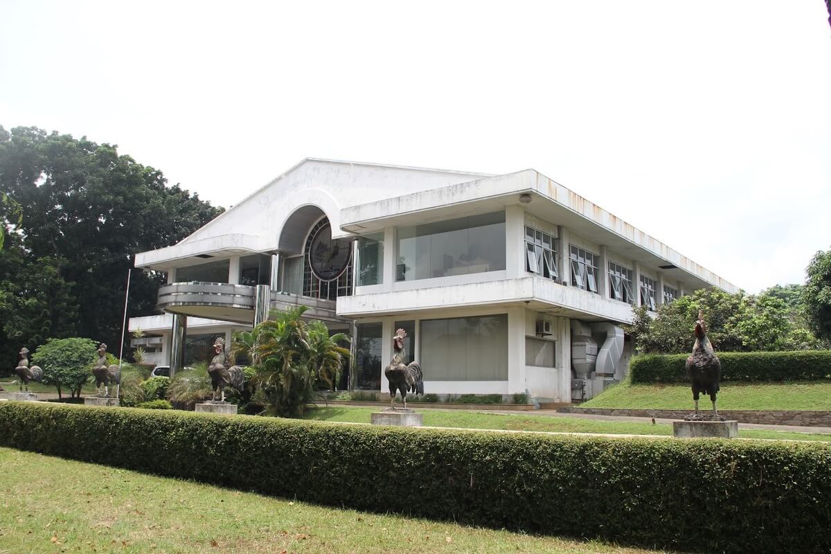 Gedung Museum Rekor Dunia Indonesia Semarang