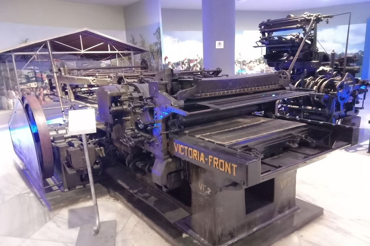 Mesin Cetak Rotary Offset Lithographic Victoria-Front Satu Warna